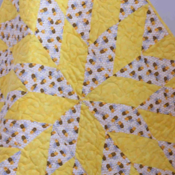 bee kind baby quilt