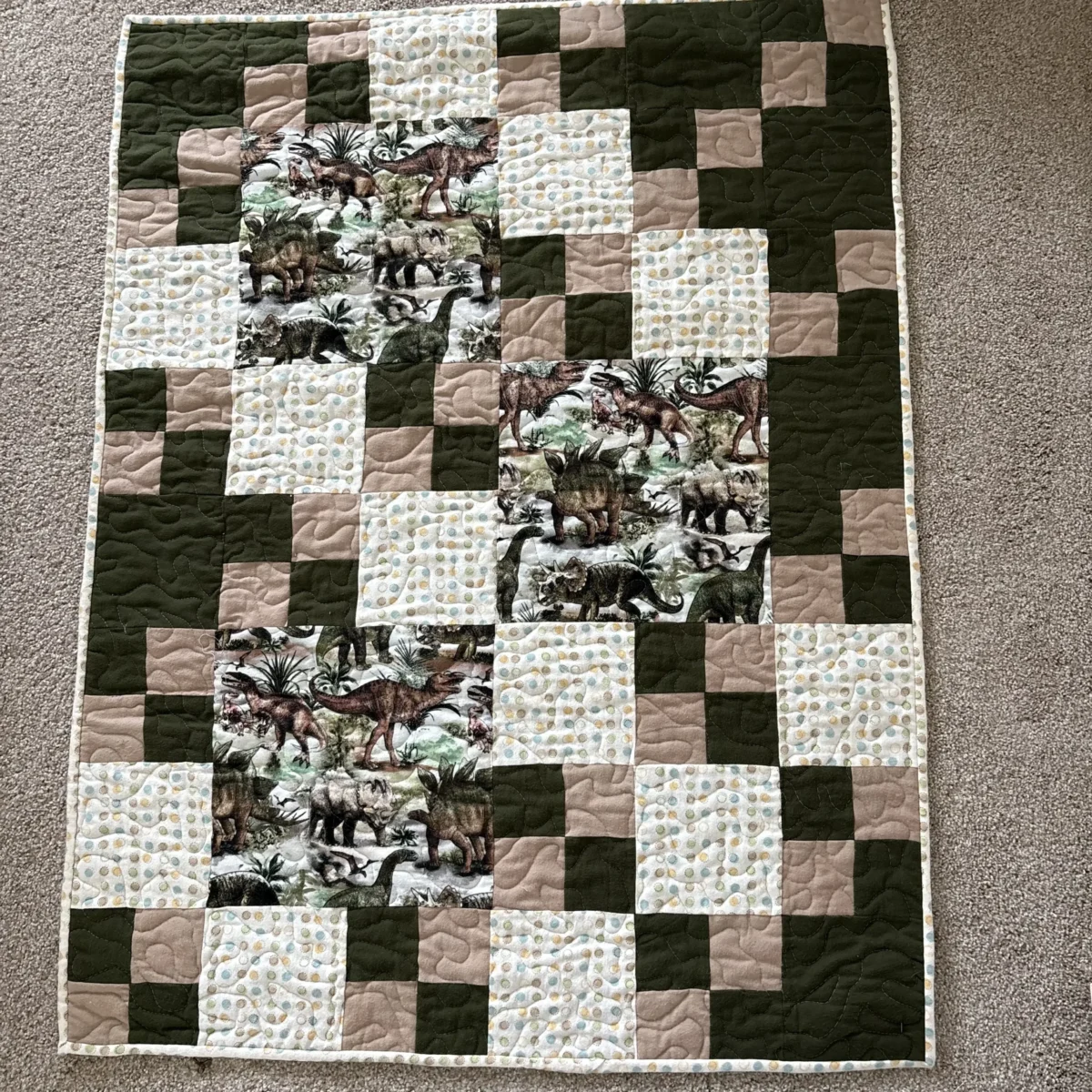 World of Dinosaurs Baby Quilt detail 7