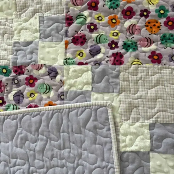 new lavender flowers detail 2