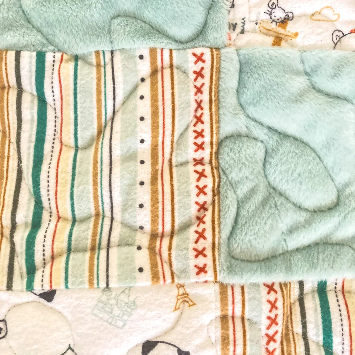 Animal Travelers Baby Quilt detail 3