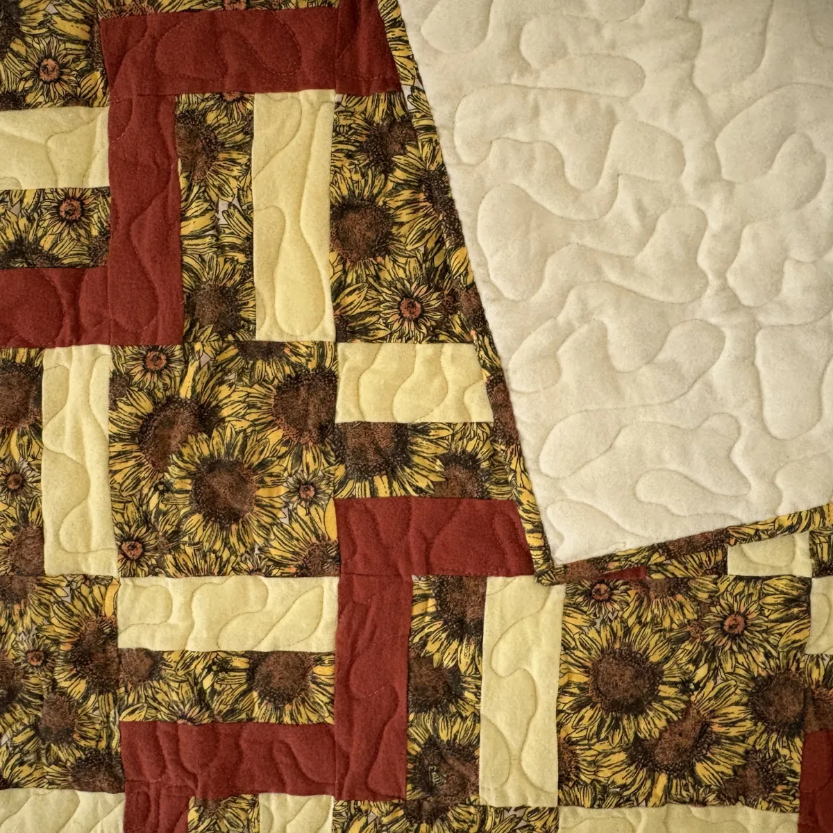 sunflowers baby quilt detail 1