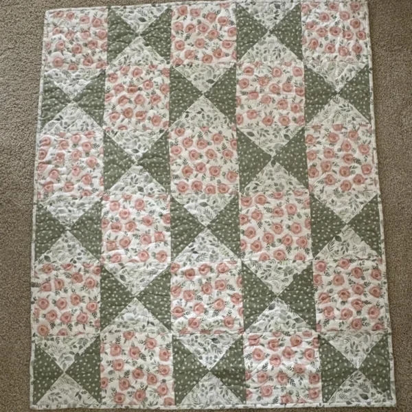 rosebud baby quilt full view