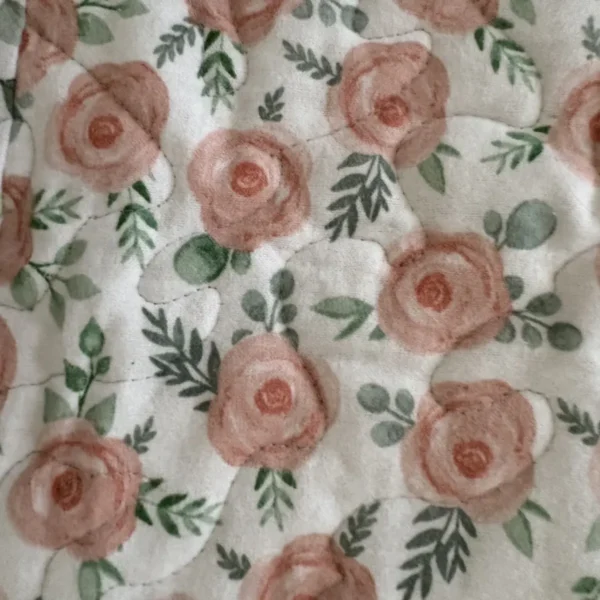 rosebud baby quilt detail 2