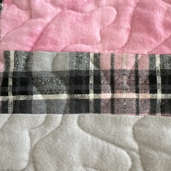 pink plaid baby quilt detail 3
