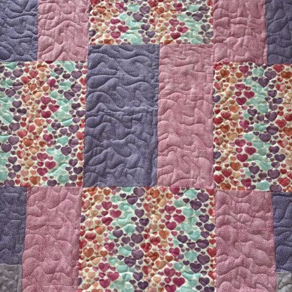 hearts and dots baby quilt detail 4