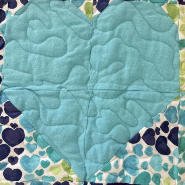 sweet hearts baby quilt detail 2
