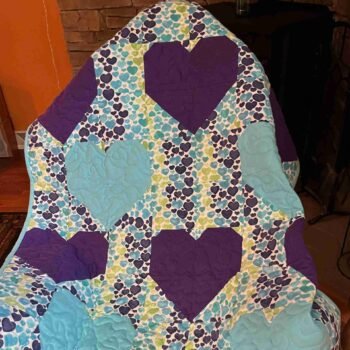 sweet hearts baby quilt product image