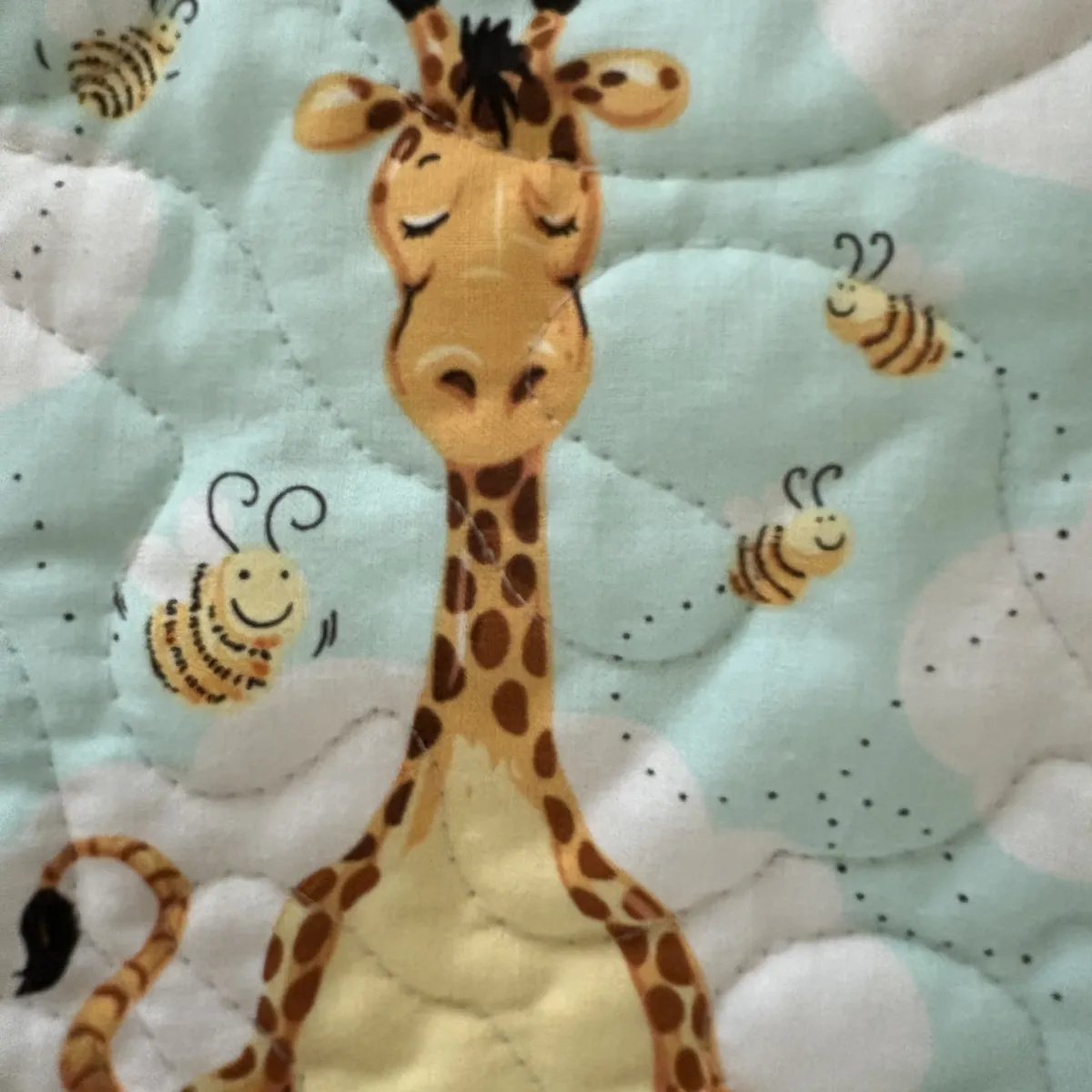 new giraffe family baby quilt detail 3