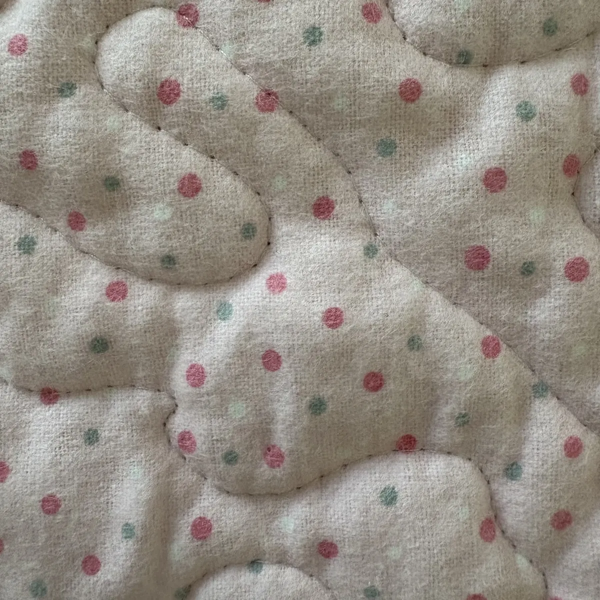 Bunny Frolic Baby Quilt dot detail