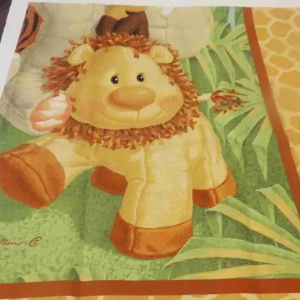 jungle quilt kit panel detail