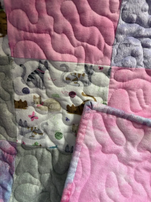 kittens & cuddle baby quilt detail 3