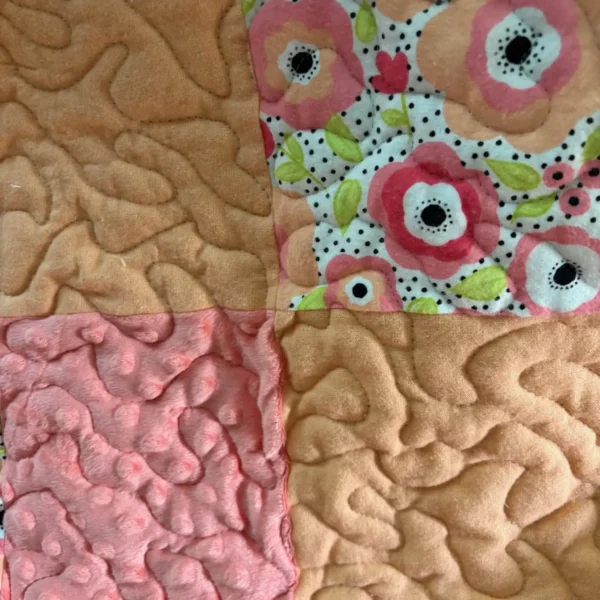 peach flowers baby quilt detail 3
