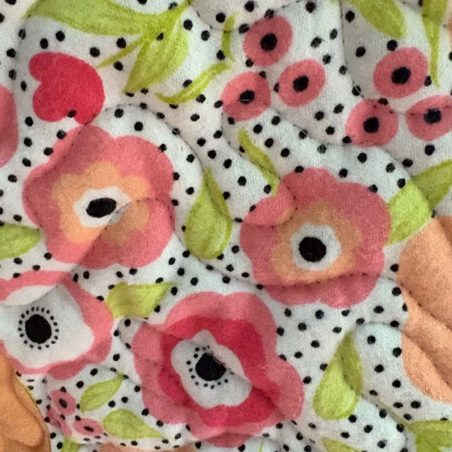 Peach Flowers Baby Quilt detail 1