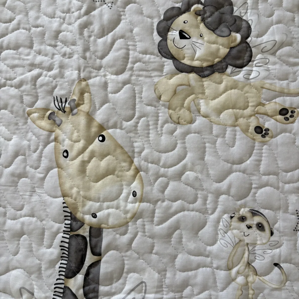 Dream Safari Baby Quilt front detail 4