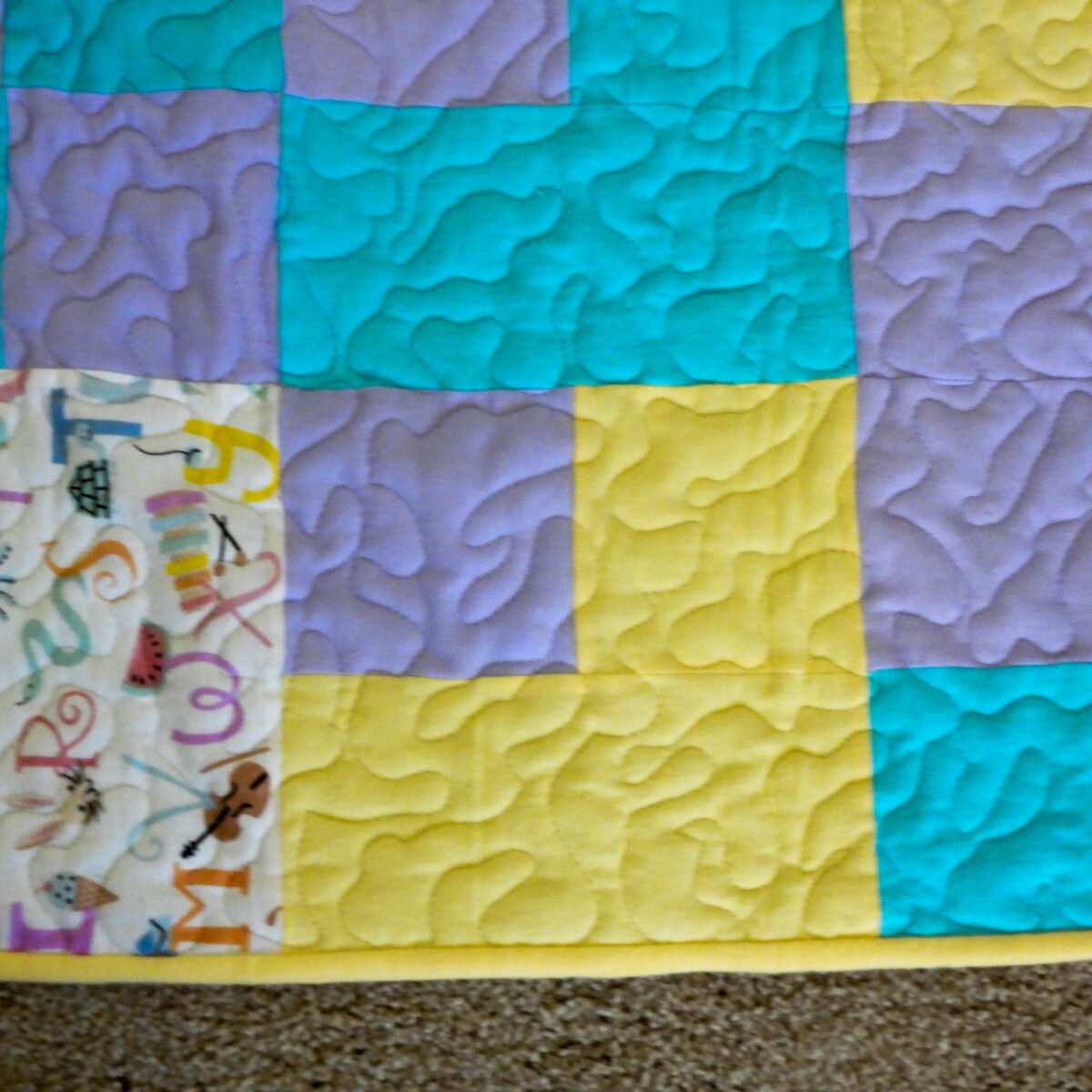Animal ABC Baby Quilt detail