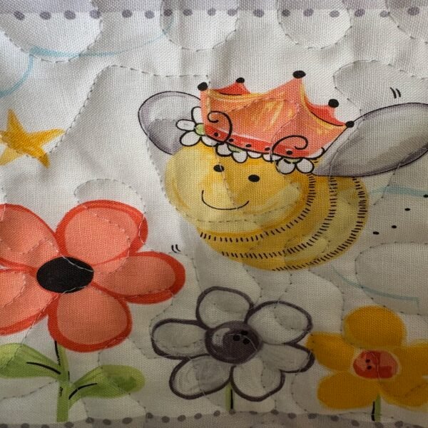 Buzzing Blooms baby quilt