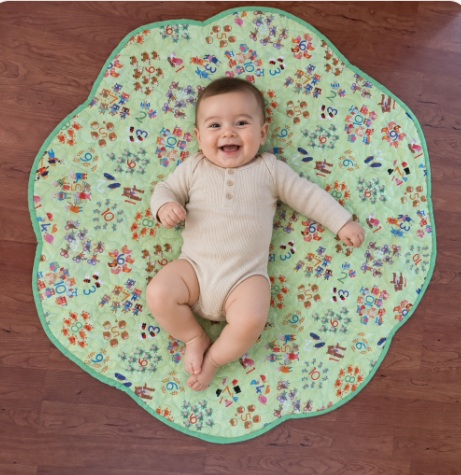 baby on numbers playmat
